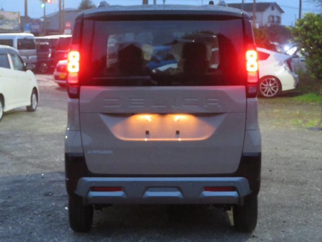 Mitsubishi DELICA MINI 2025