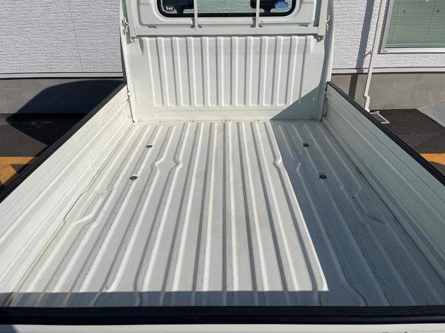 Mitsubishi MINICAB TRUCK 2010