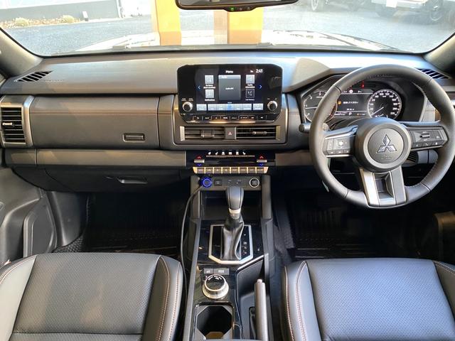 Mitsubishi TRITON 2025