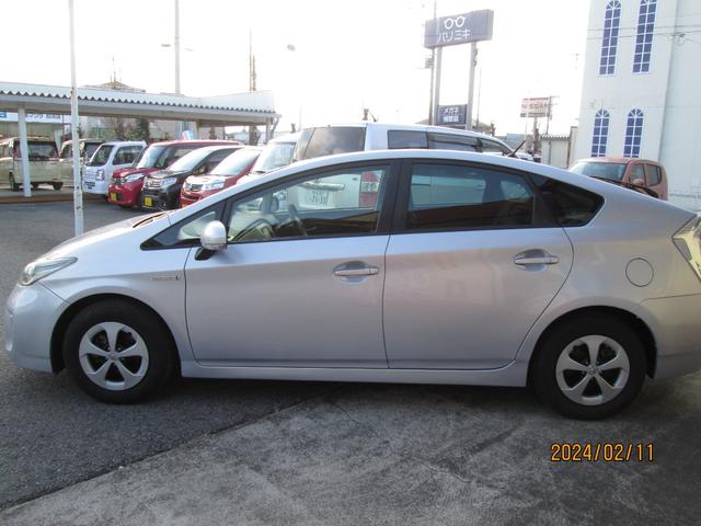 Toyota PRIUS 2013