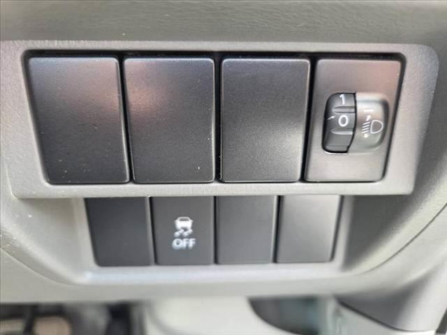 Nissan NV100 Clipper Van 2022