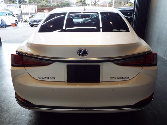 Lexus ES 2019