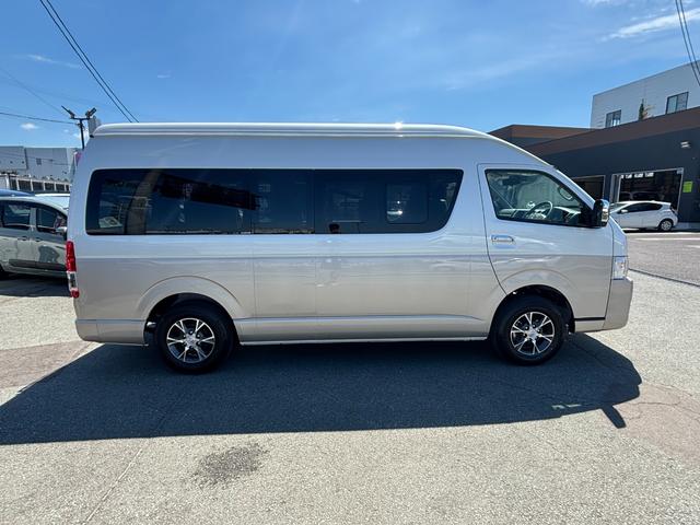 Toyota HIACE WAGON 2025