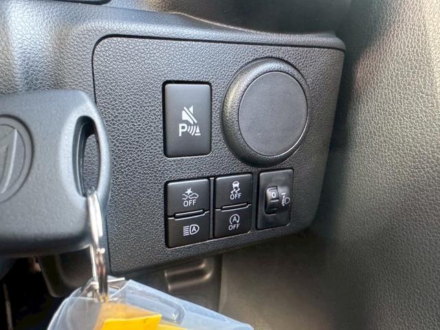 Daihatsu MIRA E:S 2025