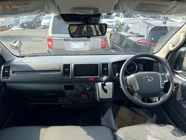 Toyota HIACE VAN 2026