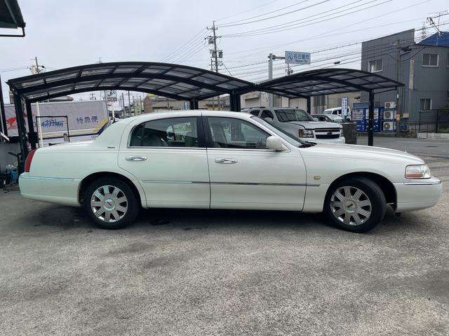 Lincoln LINCOLN TOWNCAR 2007