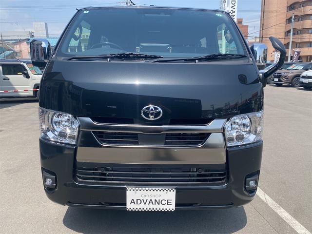 Toyota HIACE VAN 2025