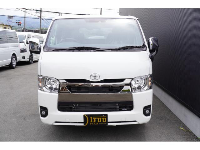 Toyota HIACE VAN 2026