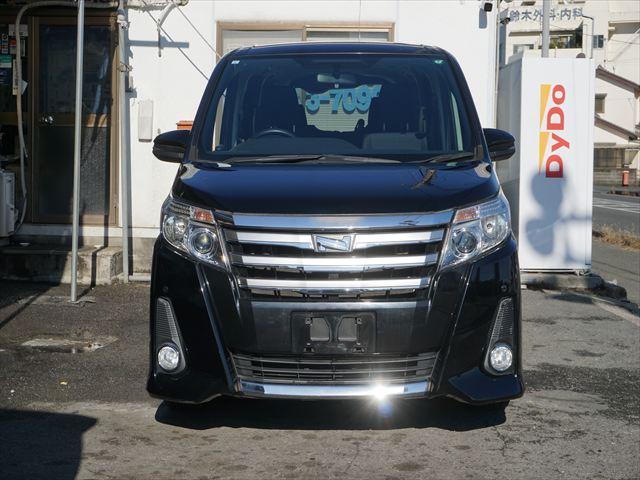 Toyota NOAH 2015