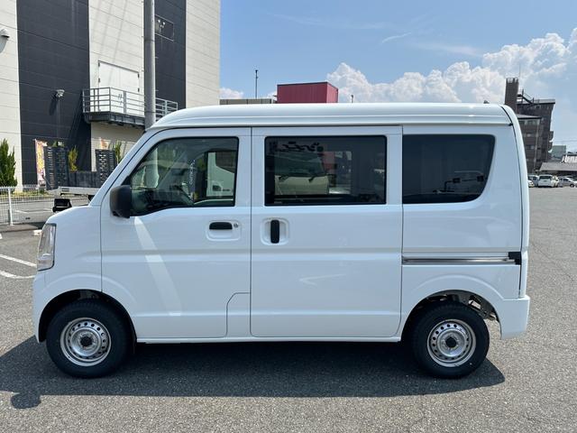 Suzuki EVERY 2025
