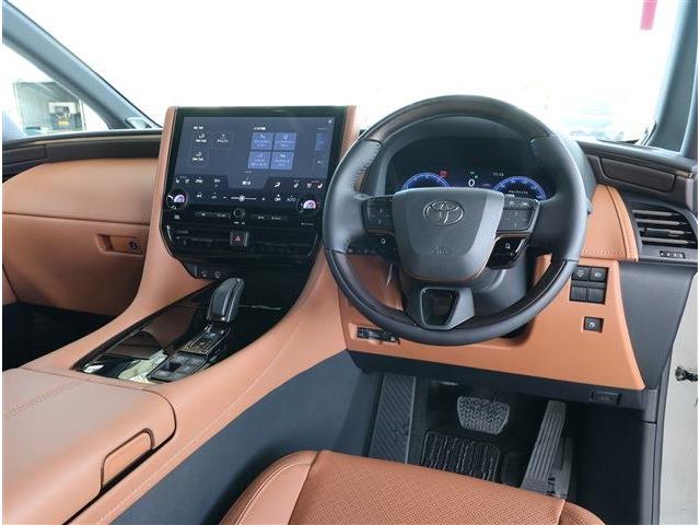 Toyota VELLFIRE 2025