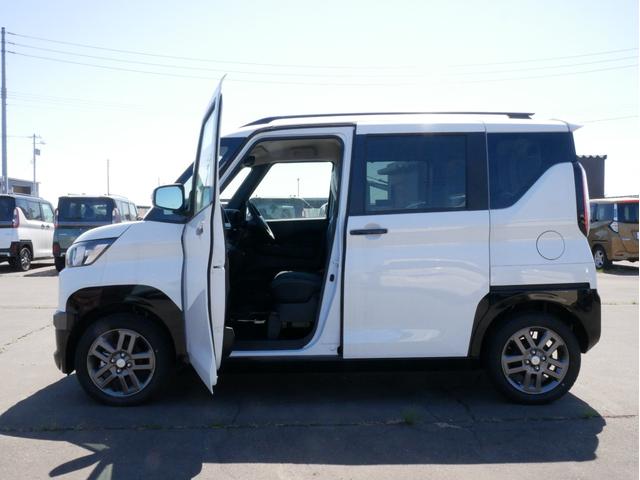 Mitsubishi DELICA MINI 2025