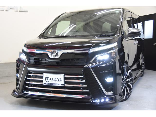 Toyota VOXY 2019