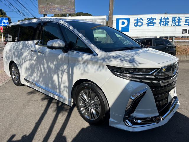Toyota ALPHARD 2025