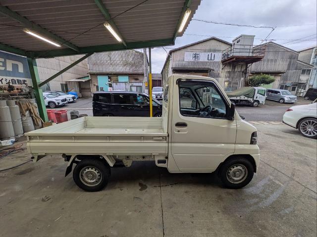 Nissan CLIPPER TRUCK 2011