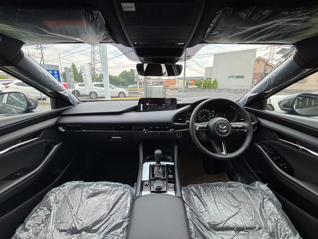 Mazda MAZDA3 FASTBACK 2025