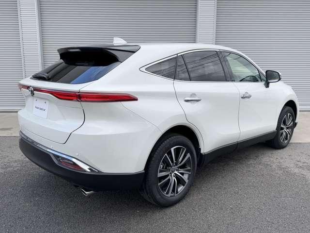 Toyota HARRIER 2021