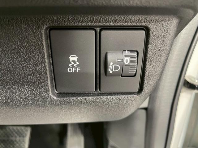 Honda N-BOX CUSTOM 2025