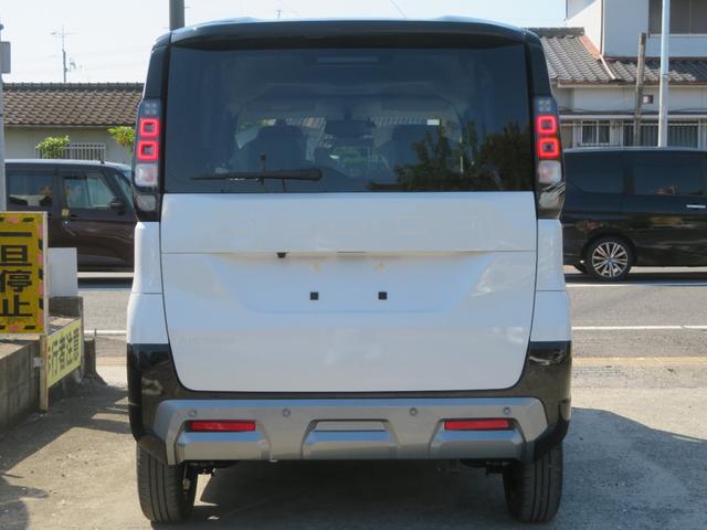 Mitsubishi DELICA MINI 2026
