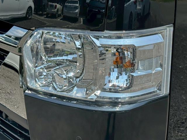 Toyota HIACE VAN 2025