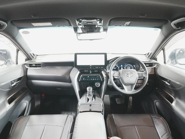 Toyota HARRIER HYBRID 2023