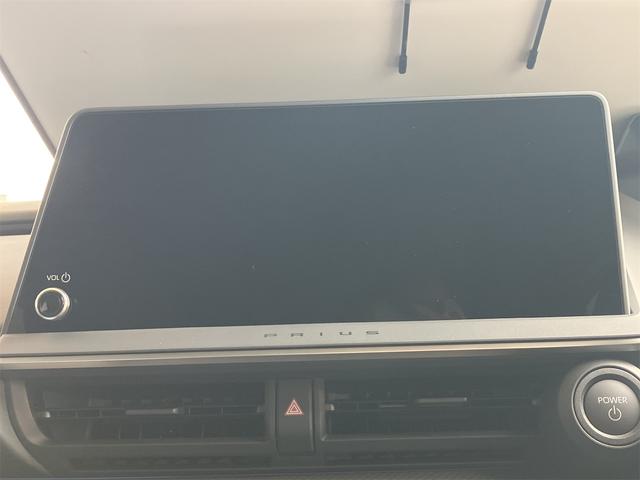 Toyota PRIUS 2024