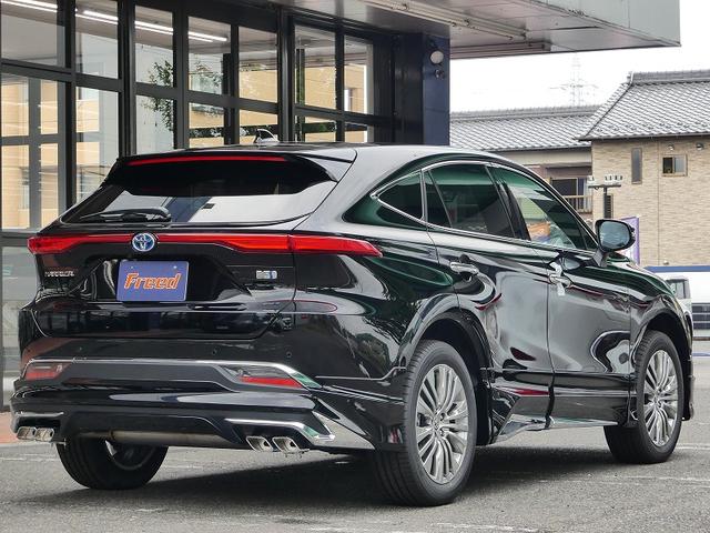 Toyota HARRIER HYBRID 2025