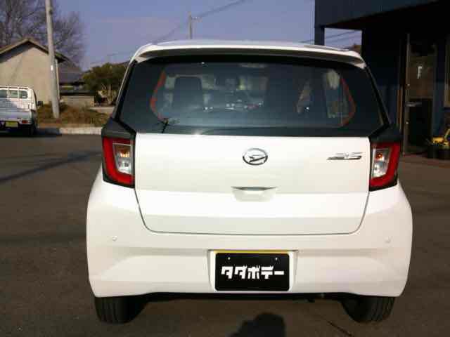Daihatsu MIRA E:S 2022