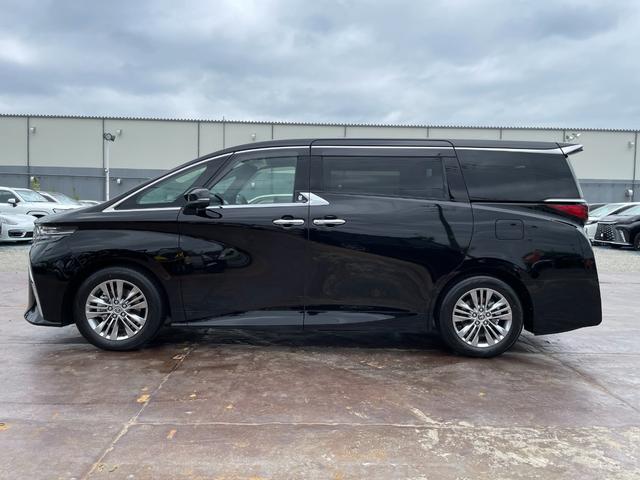 Toyota ALPHARD 2025