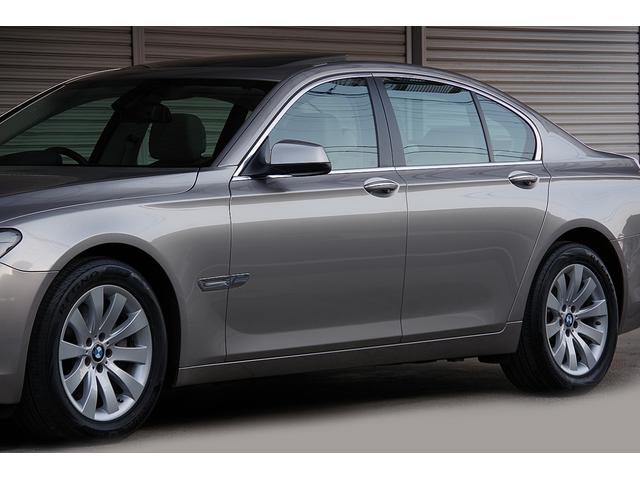 BMW 7 Series 2011