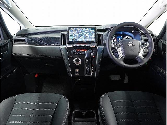 Mitsubishi DELICA D:5 2025