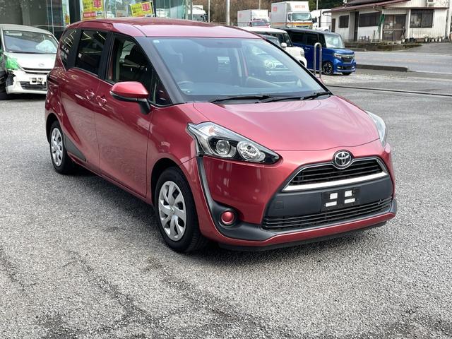 Toyota SIENTA 2015