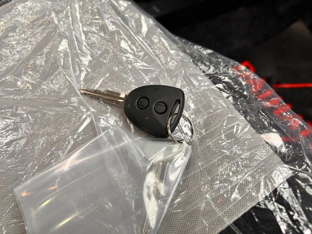 Daihatsu MIRA E:S 2025