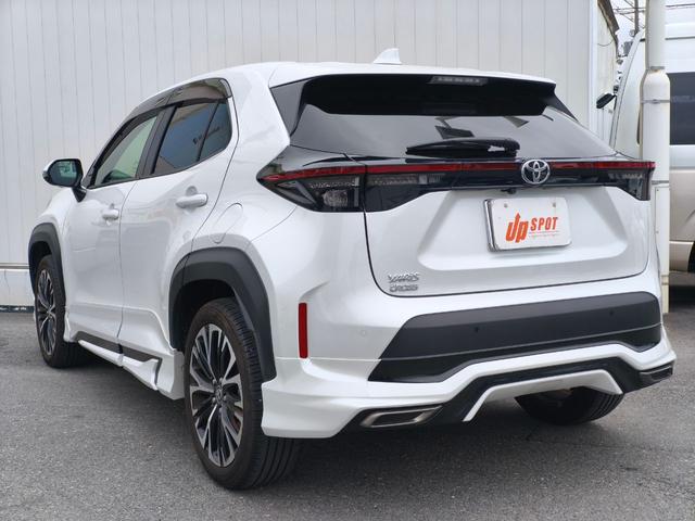 Toyota YARIS CROSS 2024