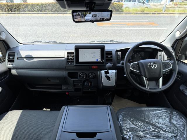 Toyota HIACE VAN 2026