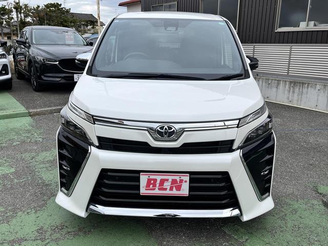 Toyota VOXY 2020