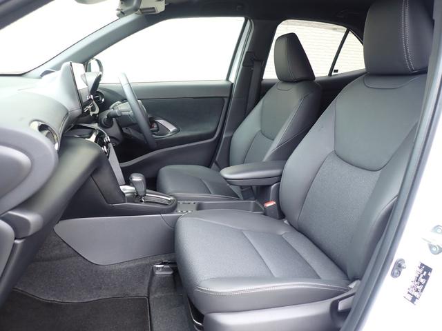 Toyota YARIS CROSS 2025