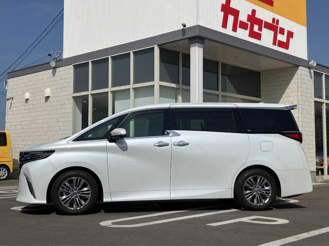 Toyota ALPHARD 2025