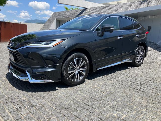 Toyota HARRIER HYBRID 2021