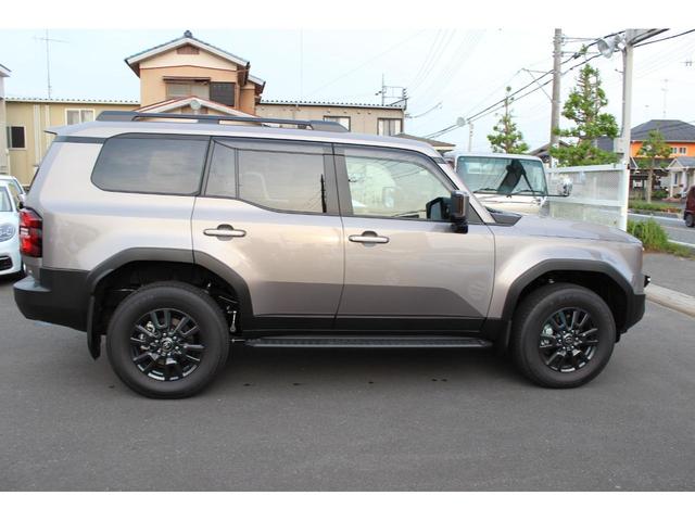 Toyota LAND CRUISER 250 2024