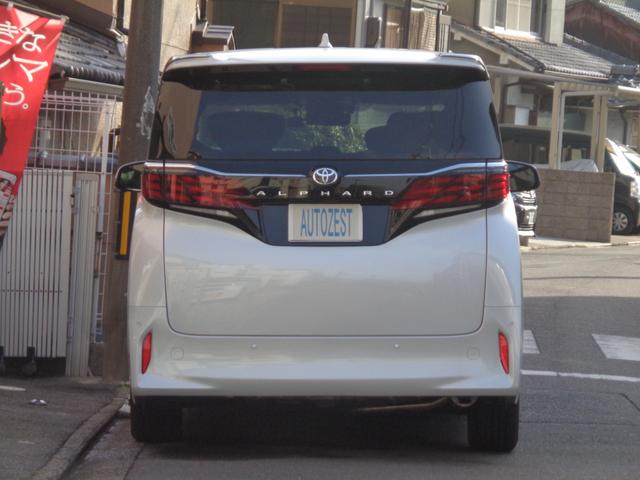 Toyota ALPHARD 2024