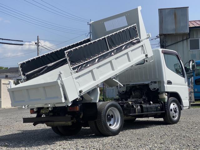 Mitsubishi Fuso CANTER 2012