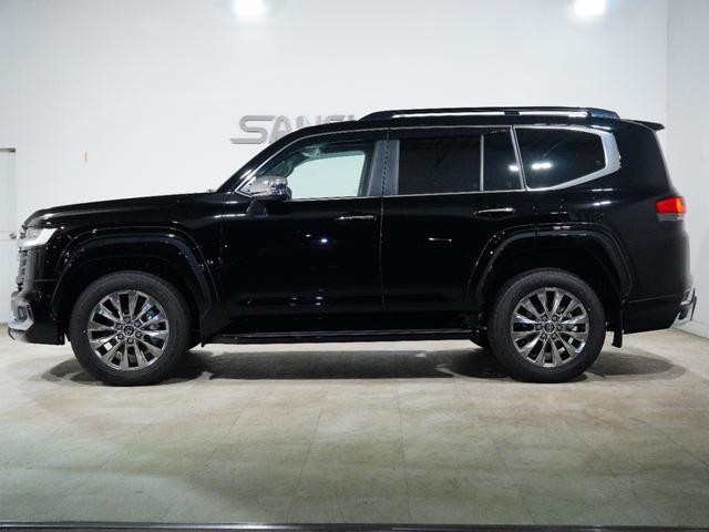 Toyota LAND CRUISER 2025