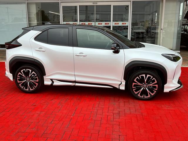 Toyota YARIS CROSS 2026