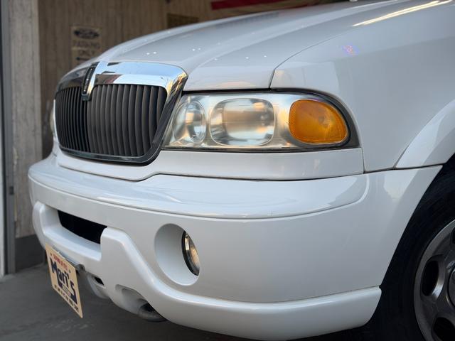 Lincoln LINCOLN NAVIGATOR 2000