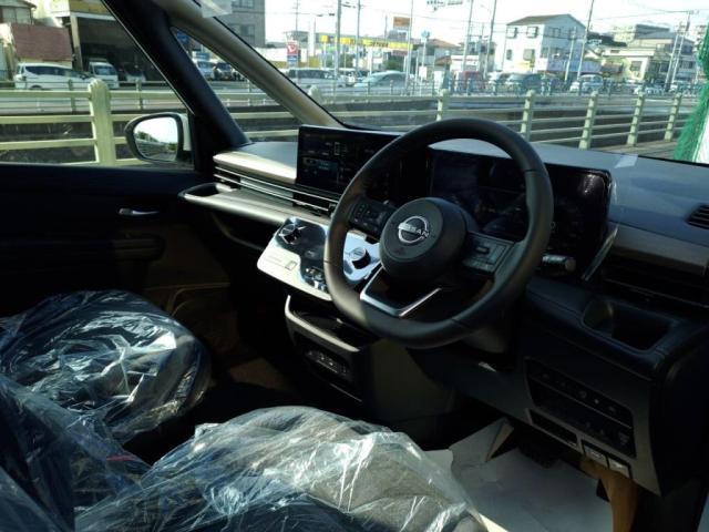 Nissan SERENA 2025