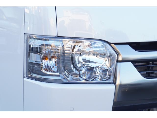 Toyota HIACE VAN 2025