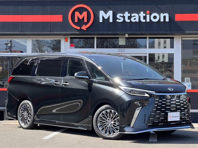 Lexus LM 2025