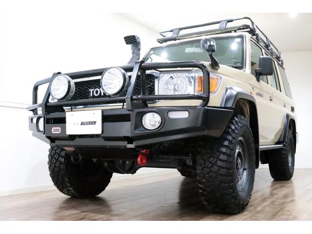 Toyota LAND CRUISER 2015