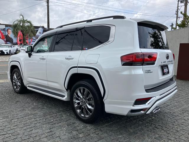 Toyota LAND CRUISER 2023